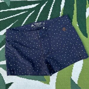 Women’s Burton shorts 27